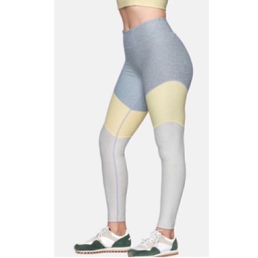 Outdoor Voices Medium Leggings